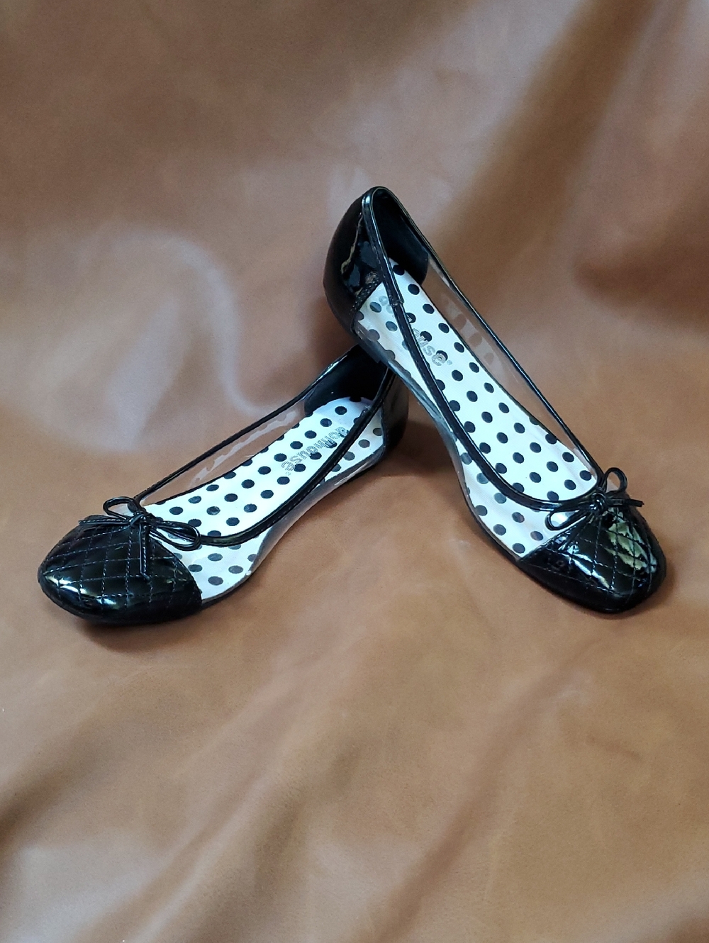 Womans 7 Dollhouse Black Quilted Patent Ballet Flats
